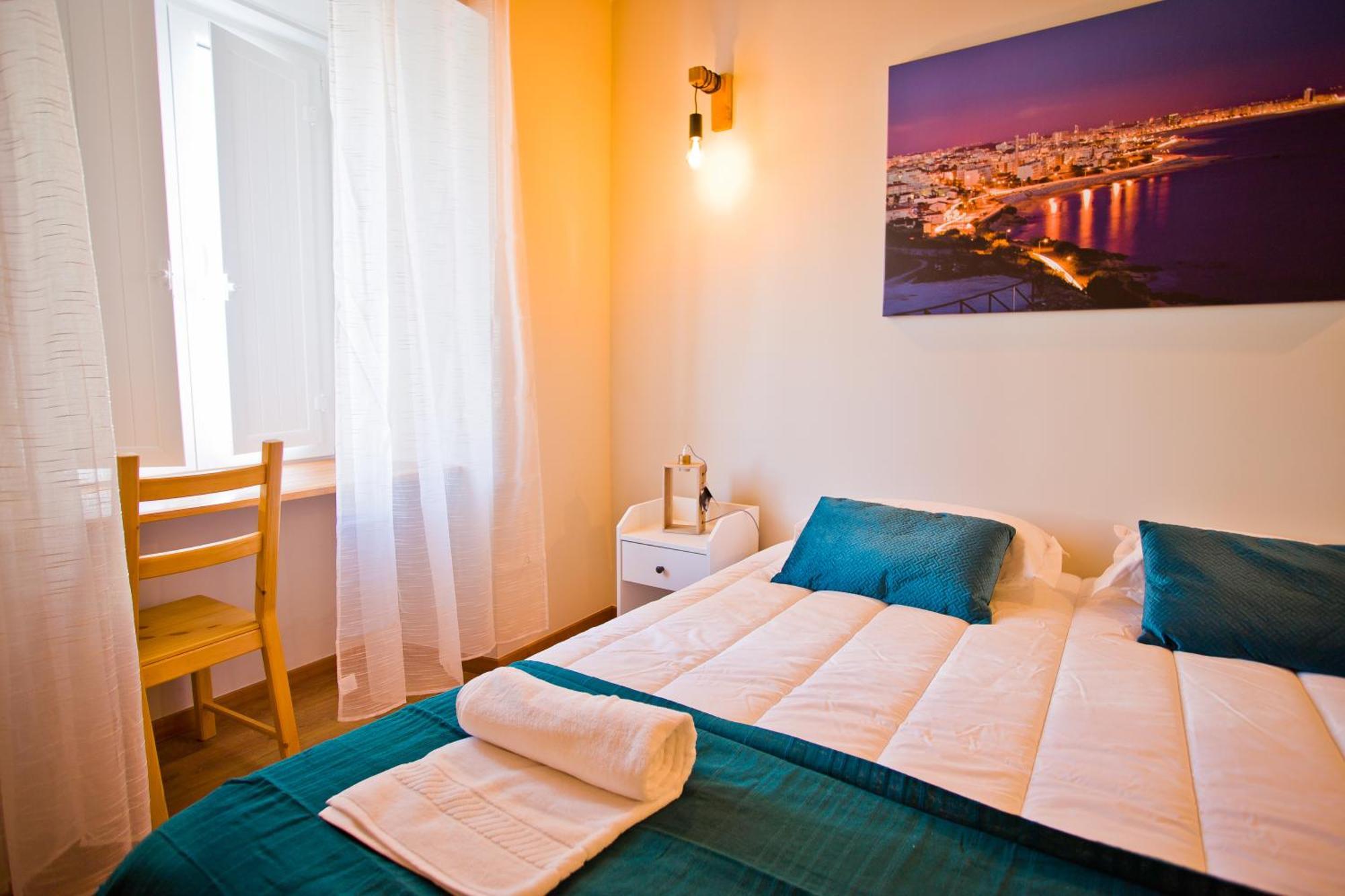 Guest House 10 De Agosto 피게이라다포즈 외부 사진