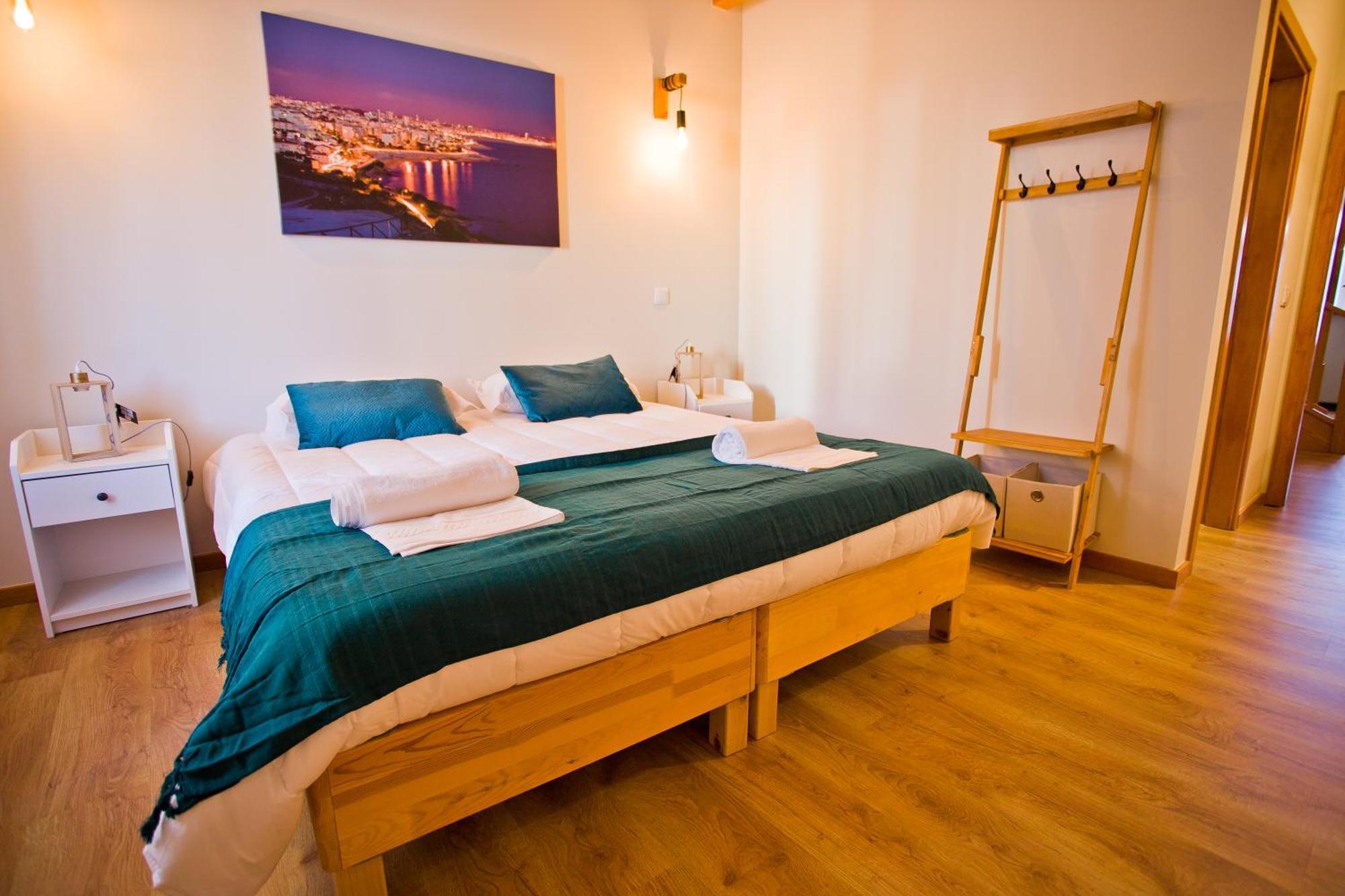 Guest House 10 De Agosto 피게이라다포즈 외부 사진